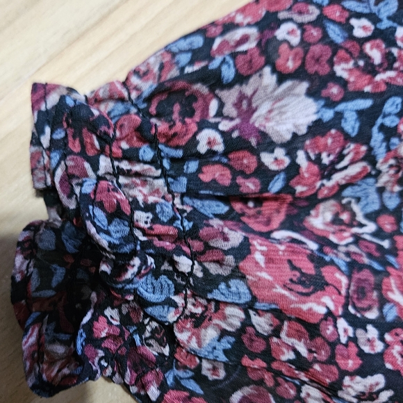 Northern Reflections Floral High neck blouse size medium - Picture 7 of 8